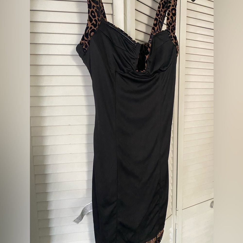 FOREVER 21 LEOPARD PRINT MINI DRESS - Picture 7 of 8